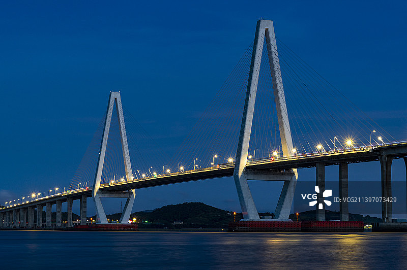 跨海大桥夜景图片素材