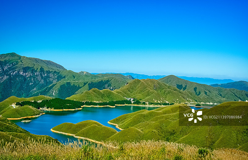 广西桂林全州天湖旅游景区自然湖泊风光图片素材