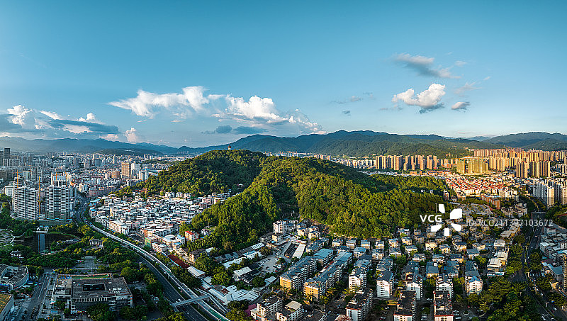 中国福建龙岩市区天马山风光图片素材
