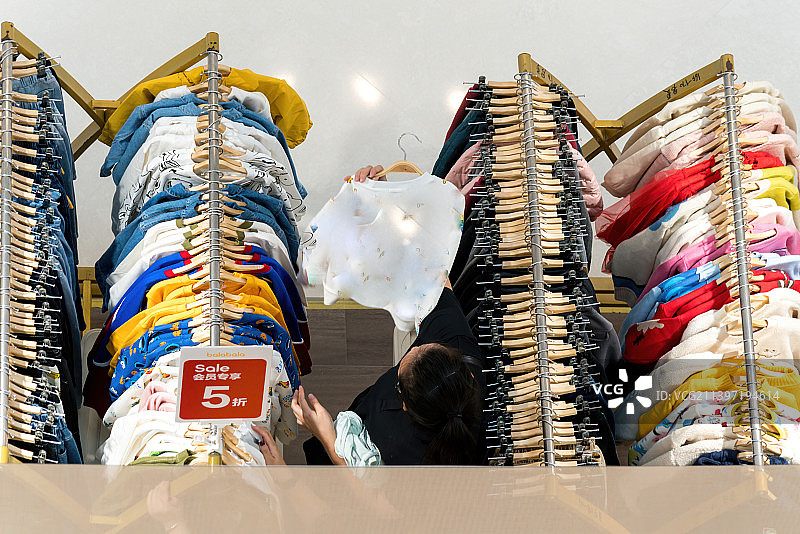 租金优惠的摊位，促销图片素材