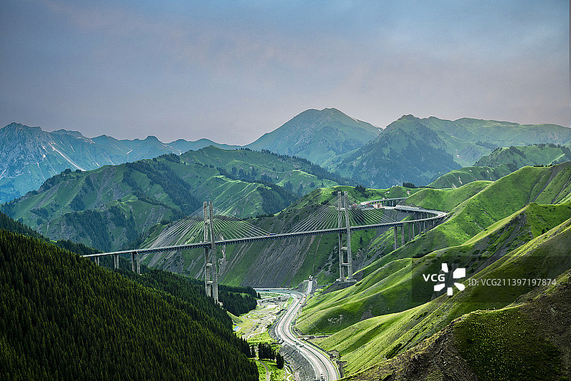 果子沟大桥图片素材