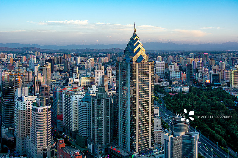 乌鲁木齐中天广场摩天大楼图片素材