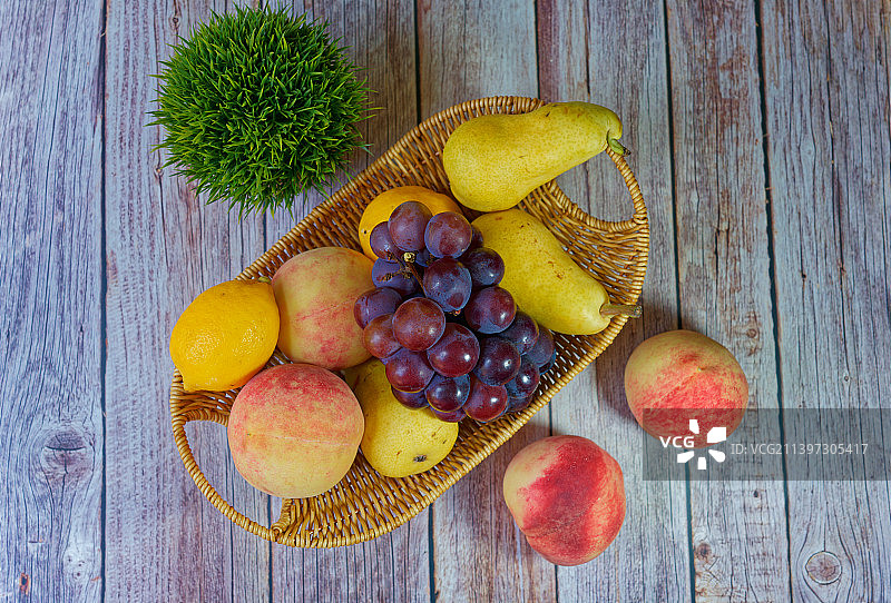 夏秋季水果桃梨柠檬静物图片素材