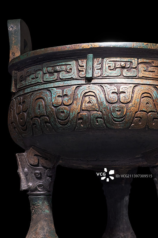 国家一级文物国宝 西周四十三年逨鼎 宝鸡青铜器博物院图片素材