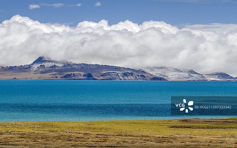 圣湖普莫雍措库拉冈日神山图片素材