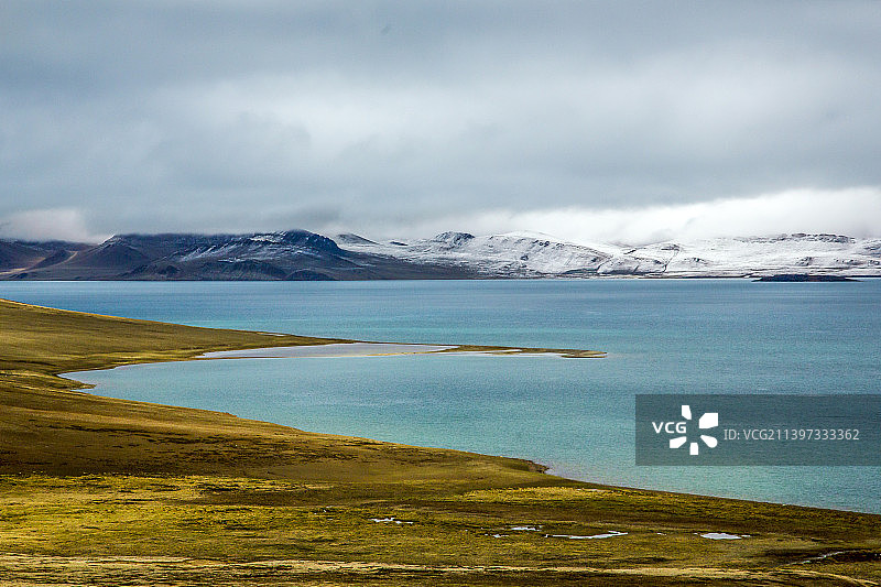 圣湖普莫雍措库拉冈日神山图片素材