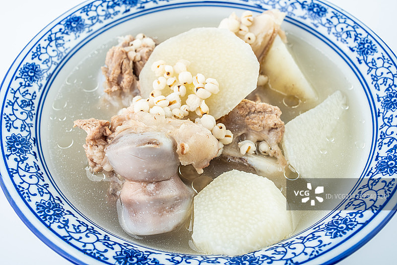 广东老火靓汤山药薏米猪骨汤图片素材