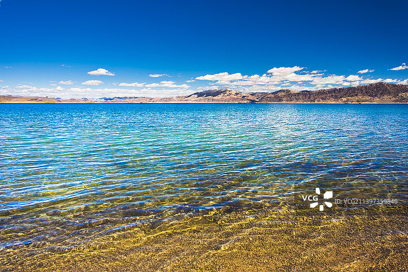 中国西藏阿里地区日土县班公湖图片素材