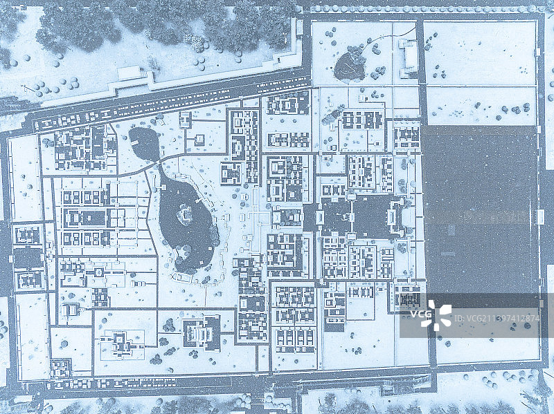航拍西安大明宫遗址公园冬天雪景图片素材