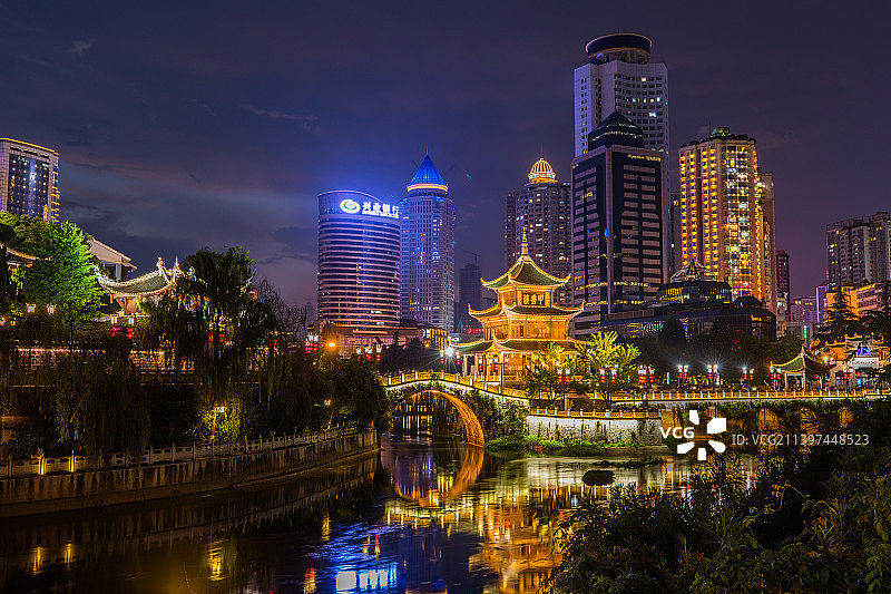 贵州贵阳南明区甲秀楼图片素材