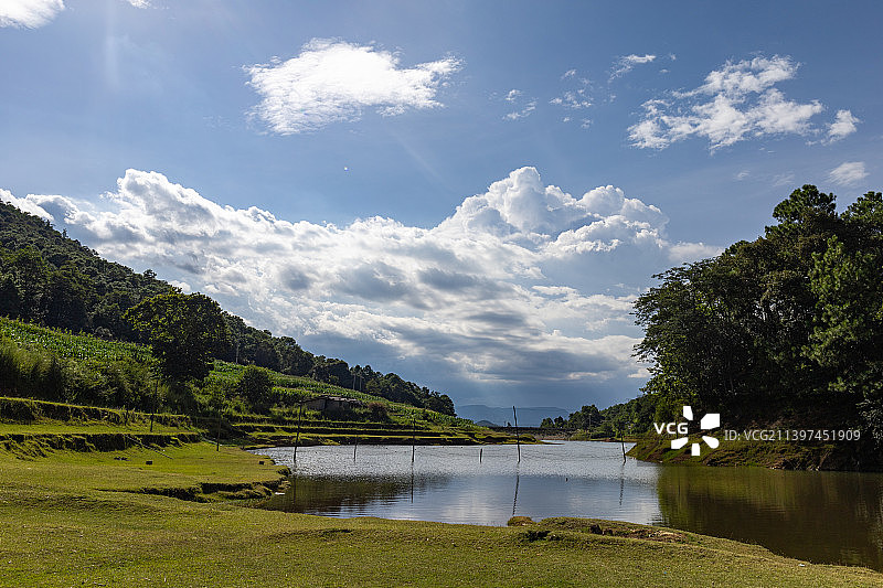 武定迤纳厂露营地图片素材