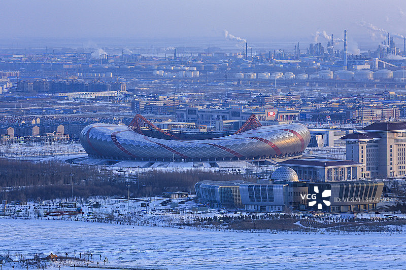 大庆体育馆冬景图片素材