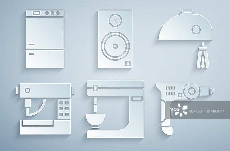 电动搅拌器、缝纫机、电钻、音响组合图片素材