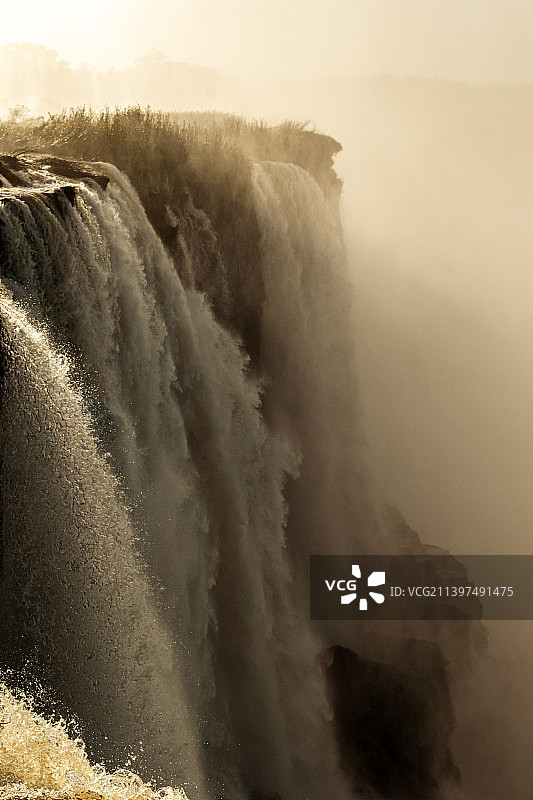 阿根廷米西奥内斯省的瀑布景观图片素材