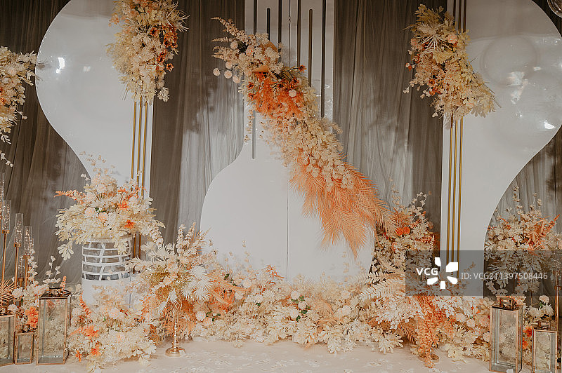 婚礼典礼舞台场景布置图片素材