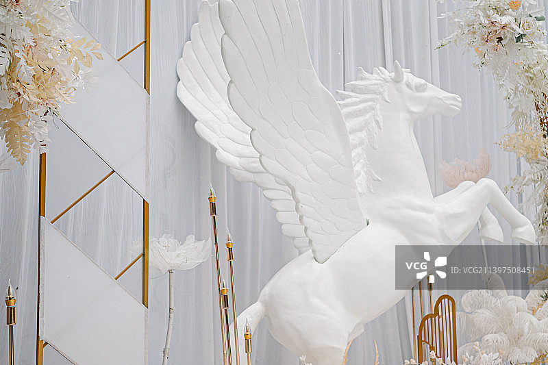 婚礼典礼舞台场景布置图片素材