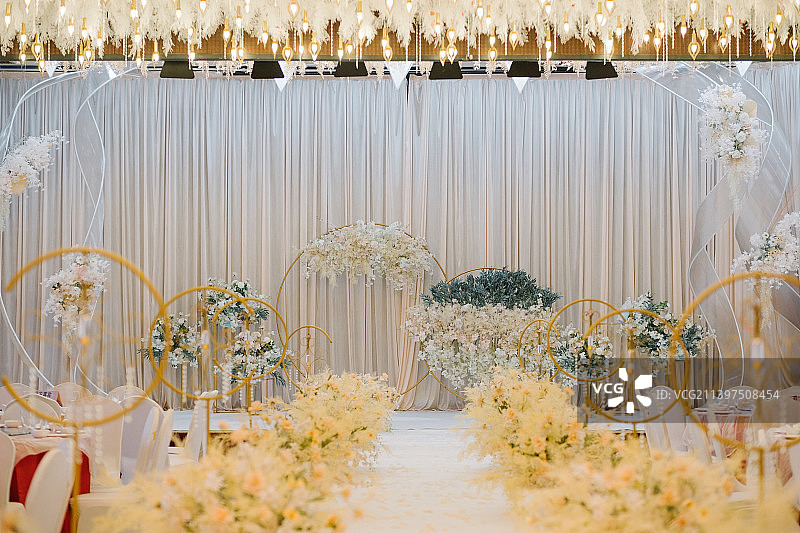 婚礼典礼舞台场景布置图片素材