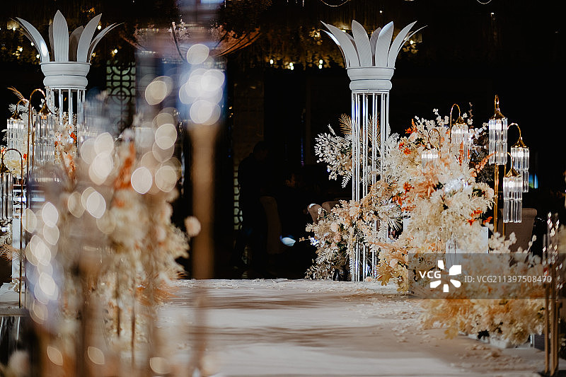 婚礼典礼舞台场景布置图片素材