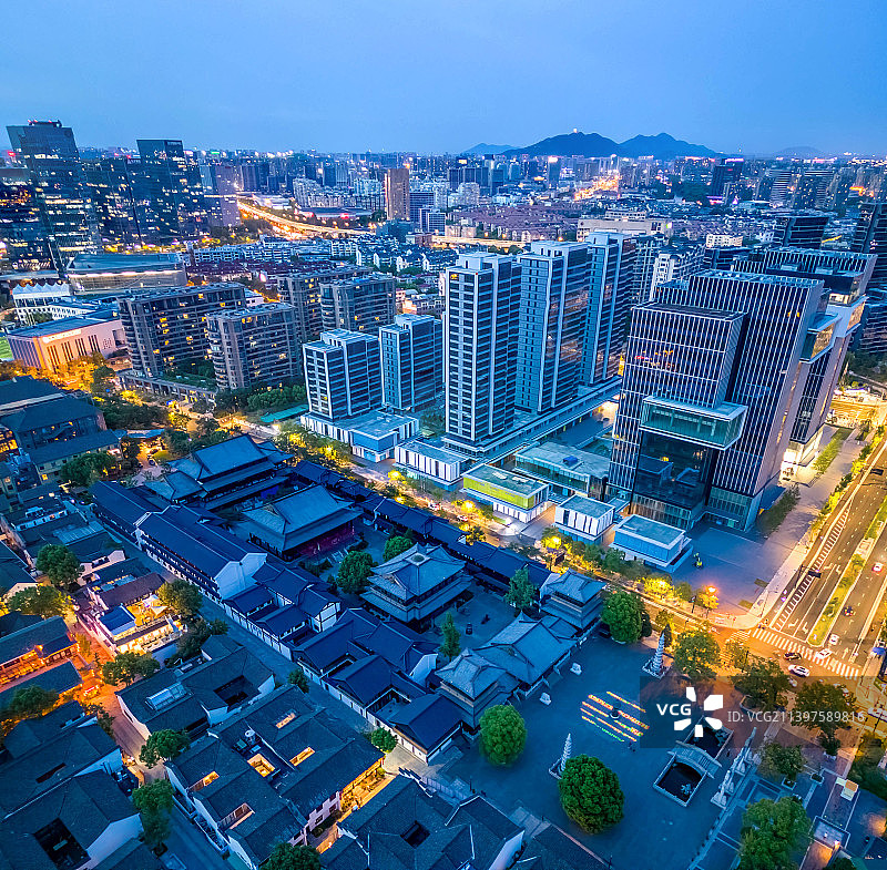 杭州香积寺夜景航拍图片素材
