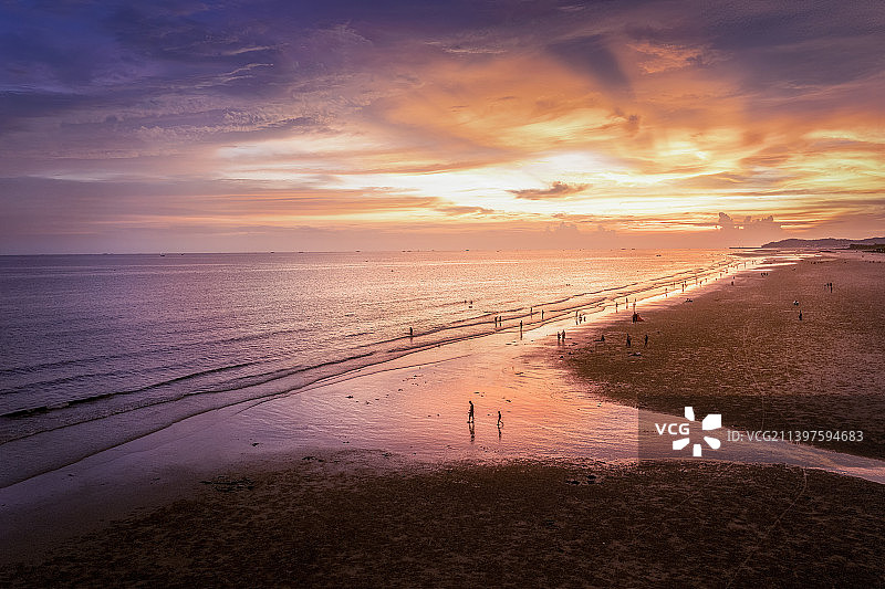 日落时的海景航拍——广西北海侨港海滩图片素材