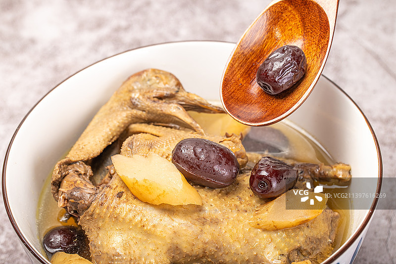 炖乳鸽美食图片素材