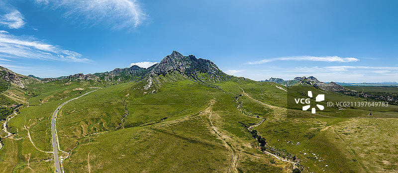 内蒙古赤峰市巴林左旗七锅山草场风光（航拍）图片素材