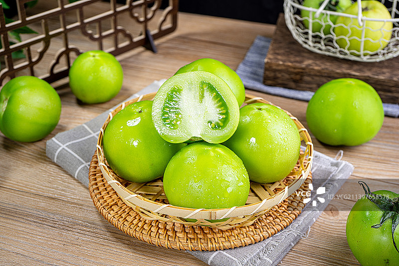 新鲜青番茄 绿西红柿图片素材