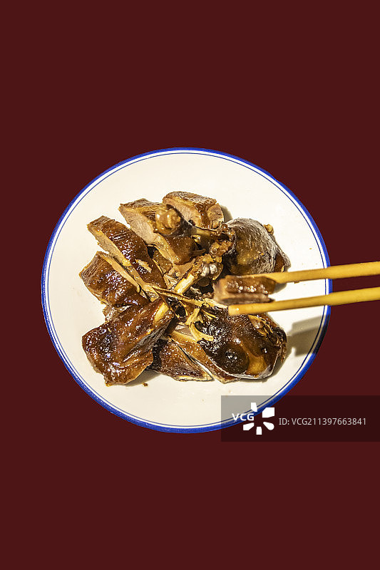 浙江绍兴鲁迅故里步行街咸亨酒店小吃：酱鸭图片素材