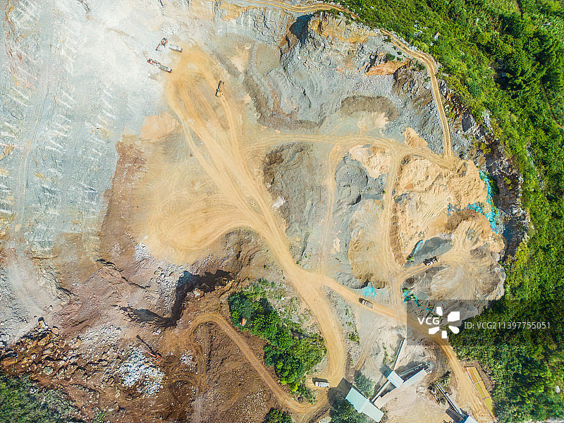 开山采矿广西贺州图片素材
