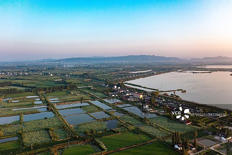 湖南岳阳洞庭湖日出图片素材