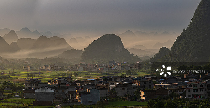 桂林临桂区会仙镇玻璃田图片素材