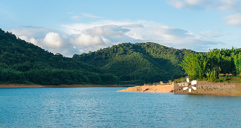 广州从化吕田小杉村下库水库，抽水蓄能电站图片素材