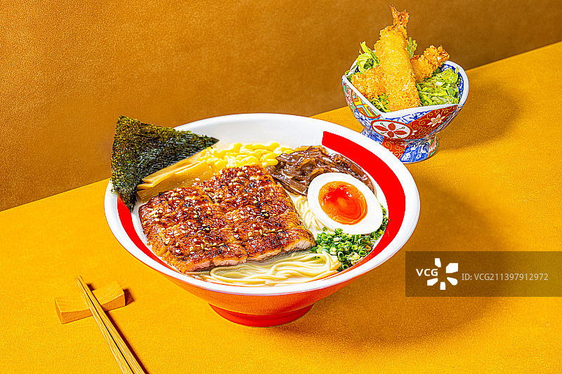 日式拉面套餐 日式拉面配小吃 日式叉烧拉面 味增拉面 二人套餐 四人套餐图片素材