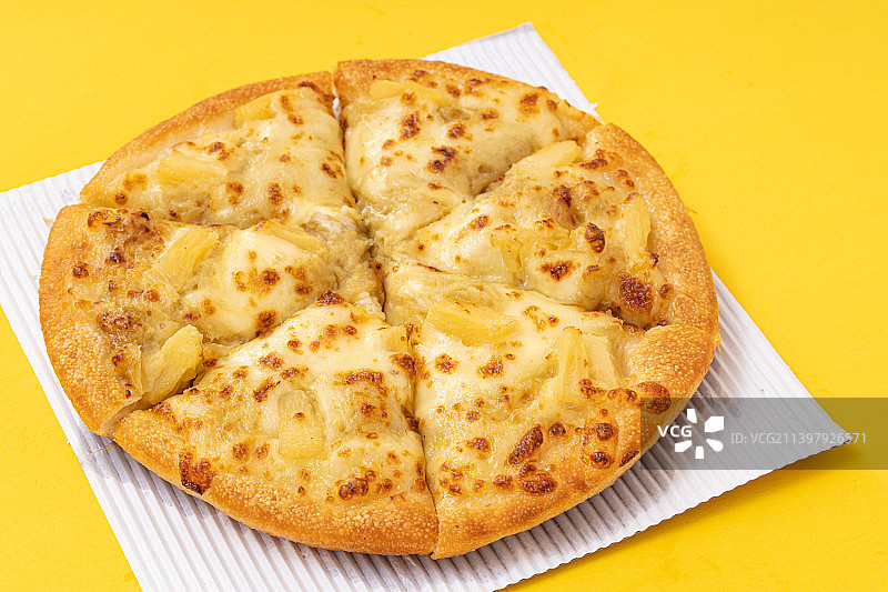 美味诱人的榴莲披萨图片素材