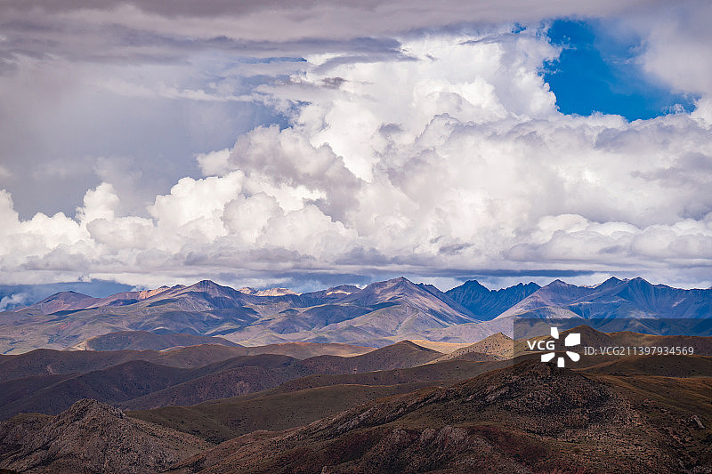 西藏昌都八宿业拉山垭口风光图片素材