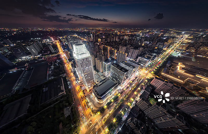 西安经开区西北国金中心夜景图片素材