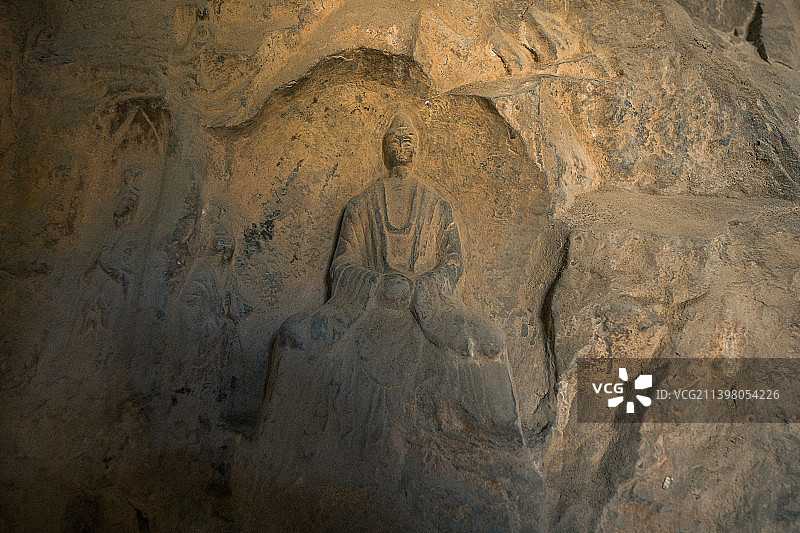 龙门石窟古阳洞图片素材