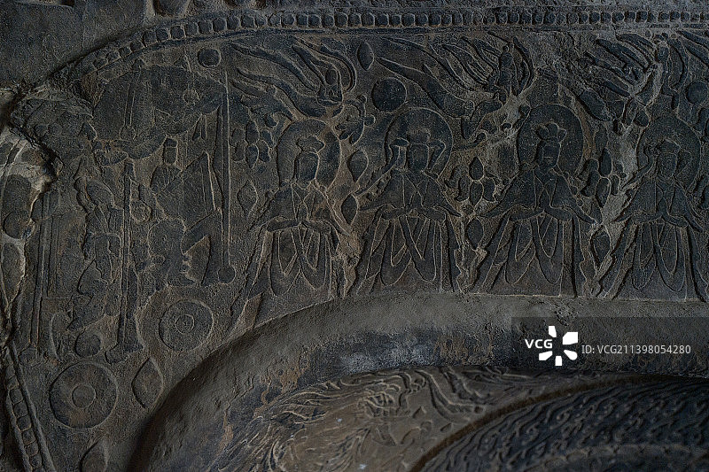 龙门石窟古阳洞图片素材