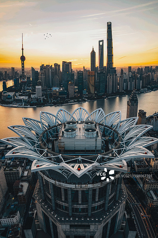 金鼎外滩中心日出图片素材