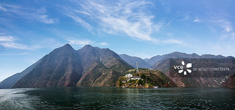 重庆巫山大宁河小三峡峡谷群山图片素材