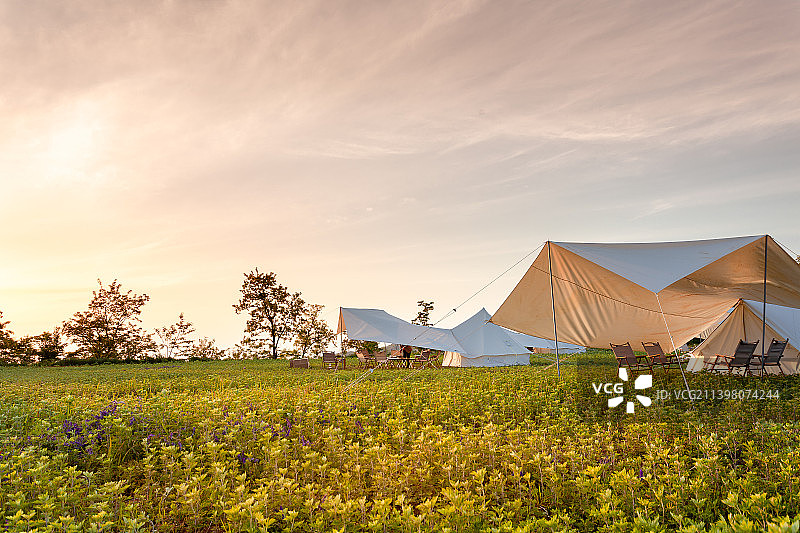 自驾露营基地图片素材