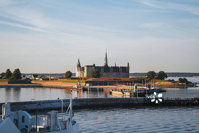 丹麦克伦堡宫位于厄勒海峡，是哈姆雷特的故事发生地，世界文化遗产建筑图片素材