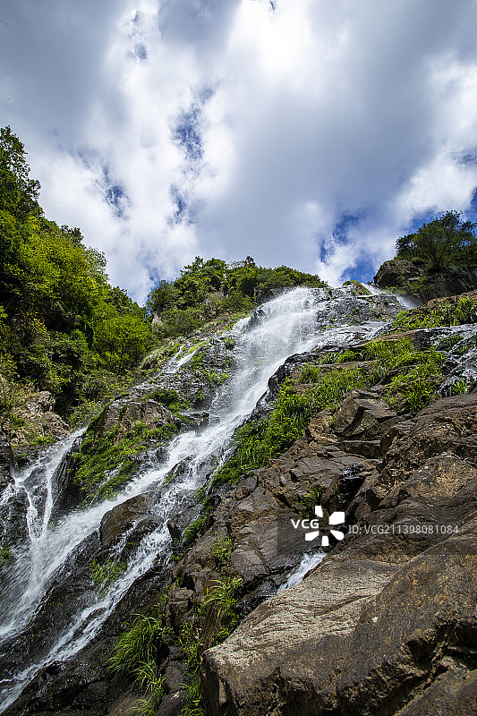浙江省丽水市景宁云中大漈雪花瀑图片素材