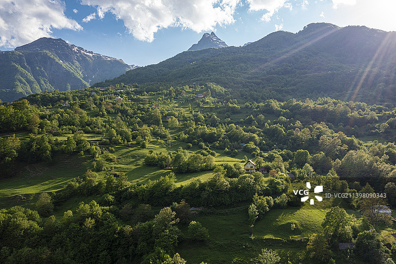 黑山科拉欣Gornja Moraca村庄图片素材