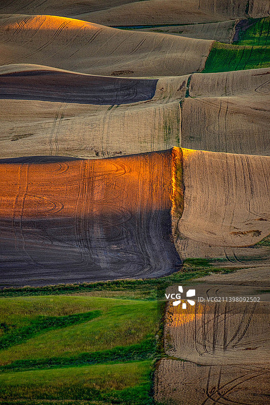 美国斯蒂普托孤丘州立公园农田鸟瞰图图片素材