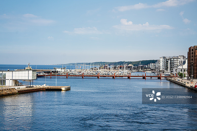 美丽的厄勒海峡，划分了丹麦和瑞典的国土边境图片素材