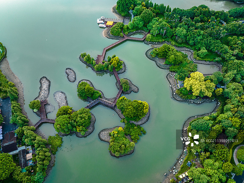 中国广东省广州市海珠区海珠湖栈道图片素材