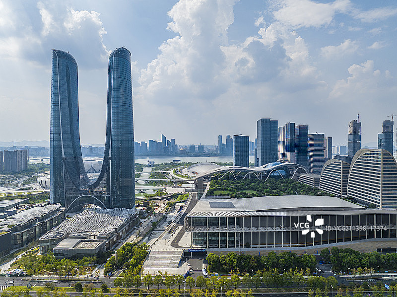 杭州之门地标城市风光图片素材