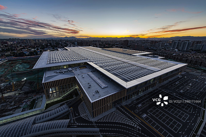 傍晚的北京丰台站图片素材