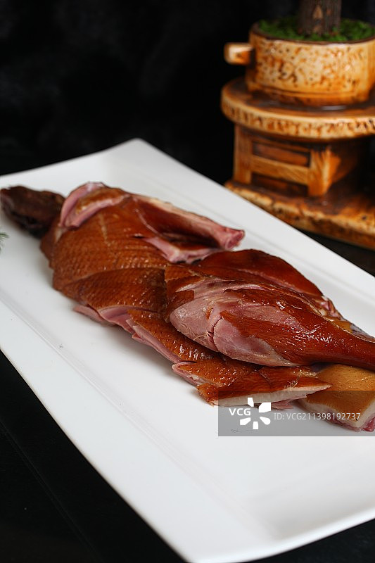樟茶鸭，烟熏鸭，板鸭，川菜，凉菜，美食，美味，家常菜，传统菜，中餐，午餐，晚餐，传统美食，美食文化，图片素材